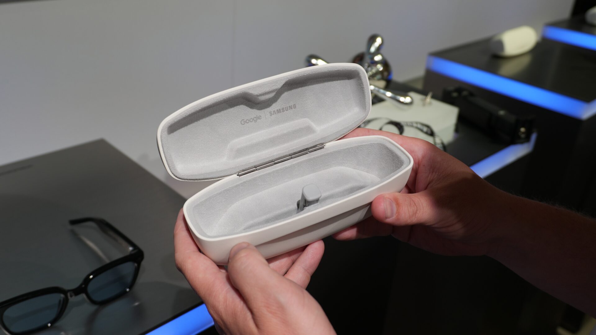 Gentle Monster Galaxy Glass case