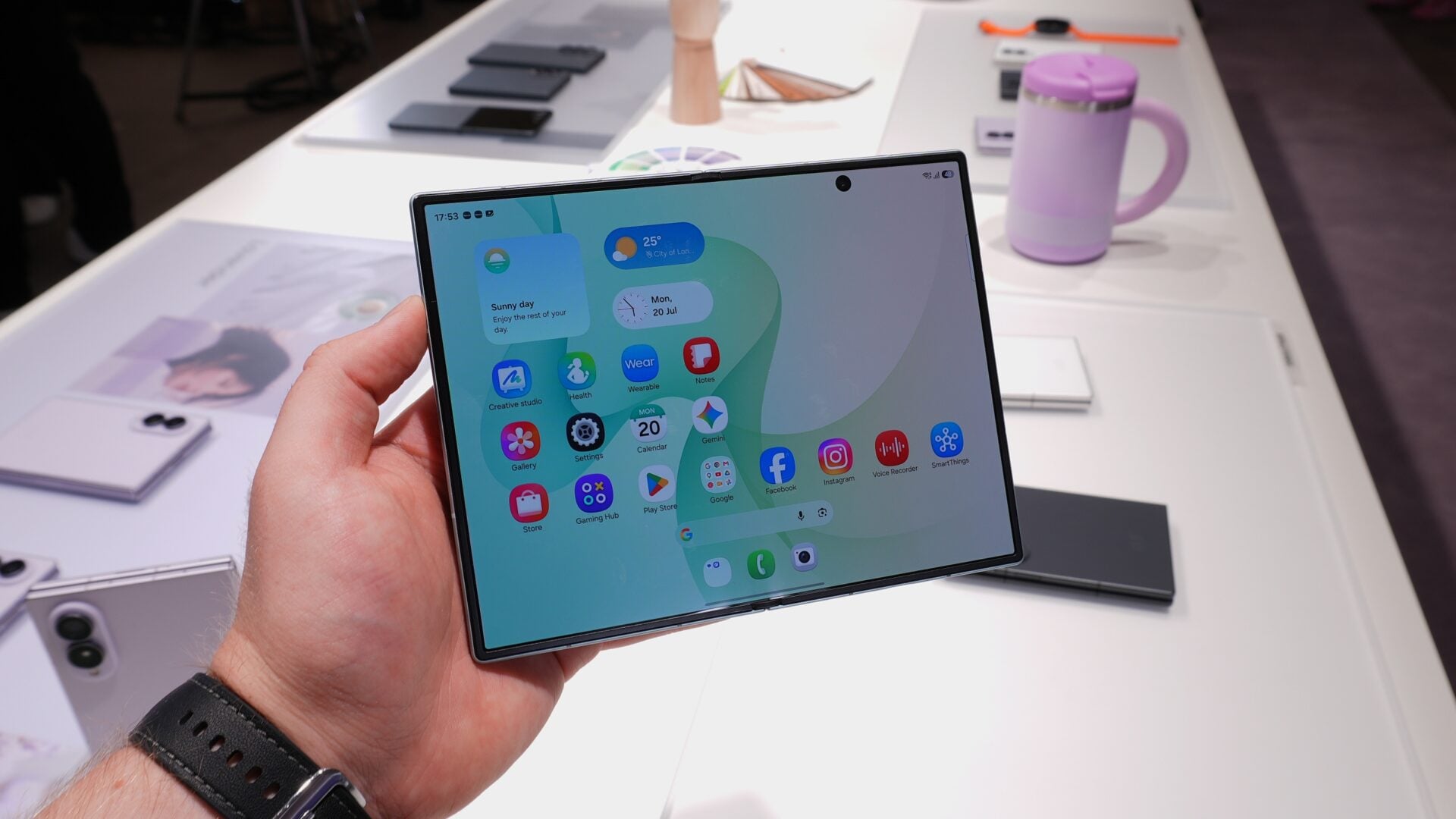 Samsung Galaxy Z Fold 8