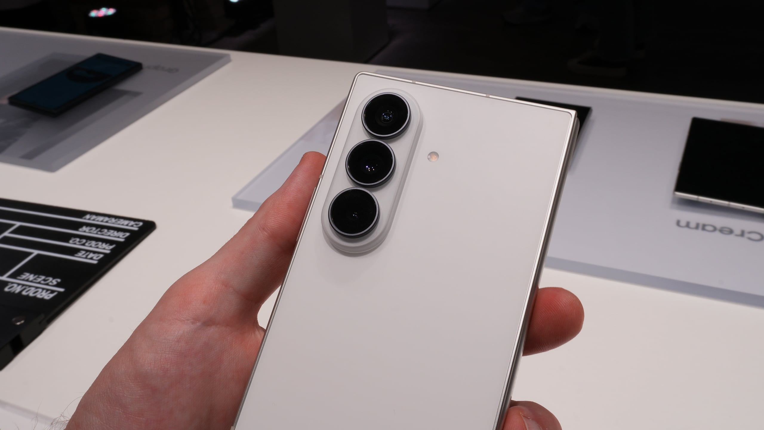 Galaxy Z Fold 8 Ultra gets a new 200MP camera feature