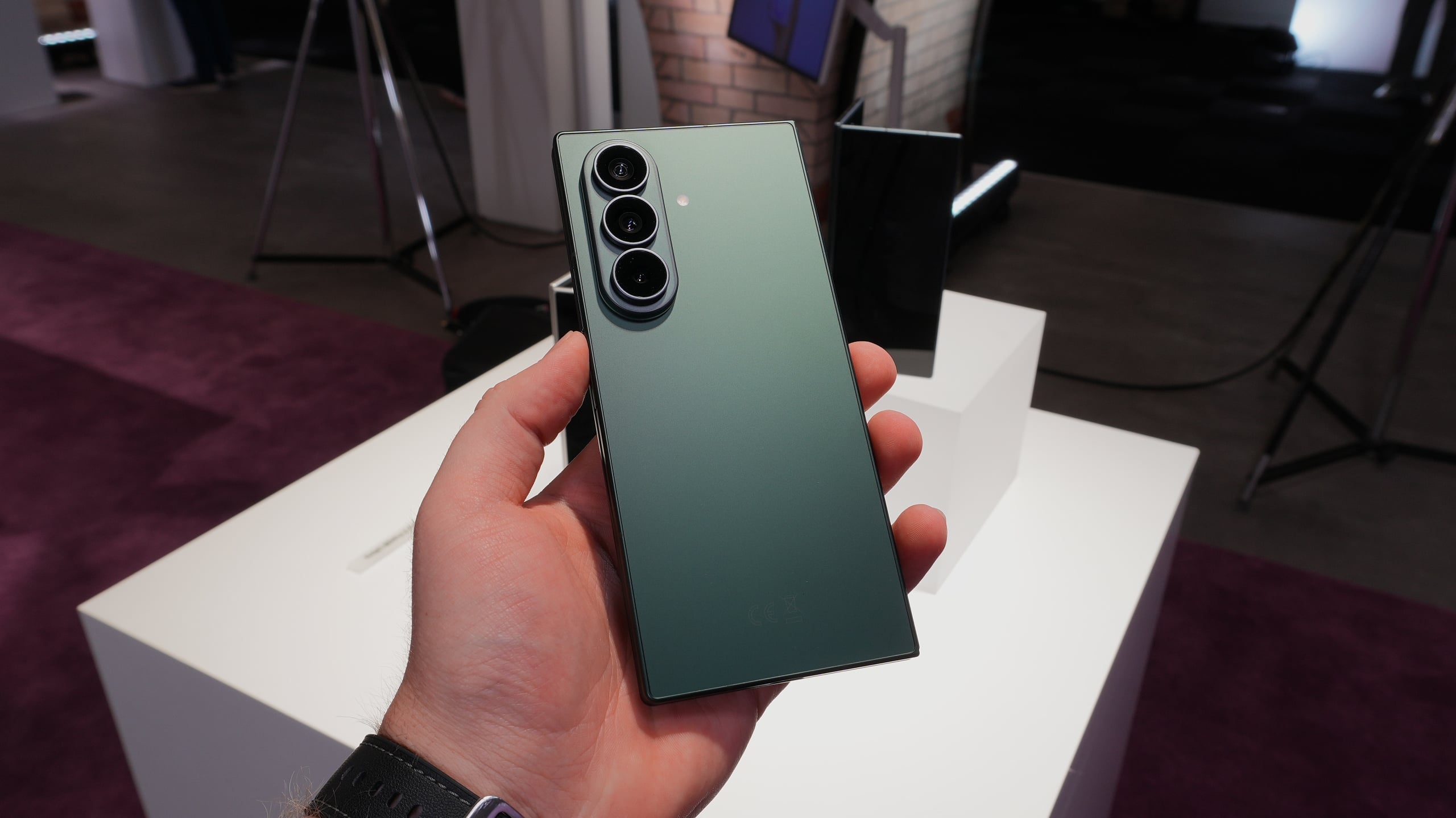 Galaxy Z Fold 8 and Z Flip 8 unboxing videos answer your burning questions