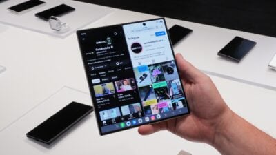 Galaxy Z Fold 8 Ultra split-screen multitasking