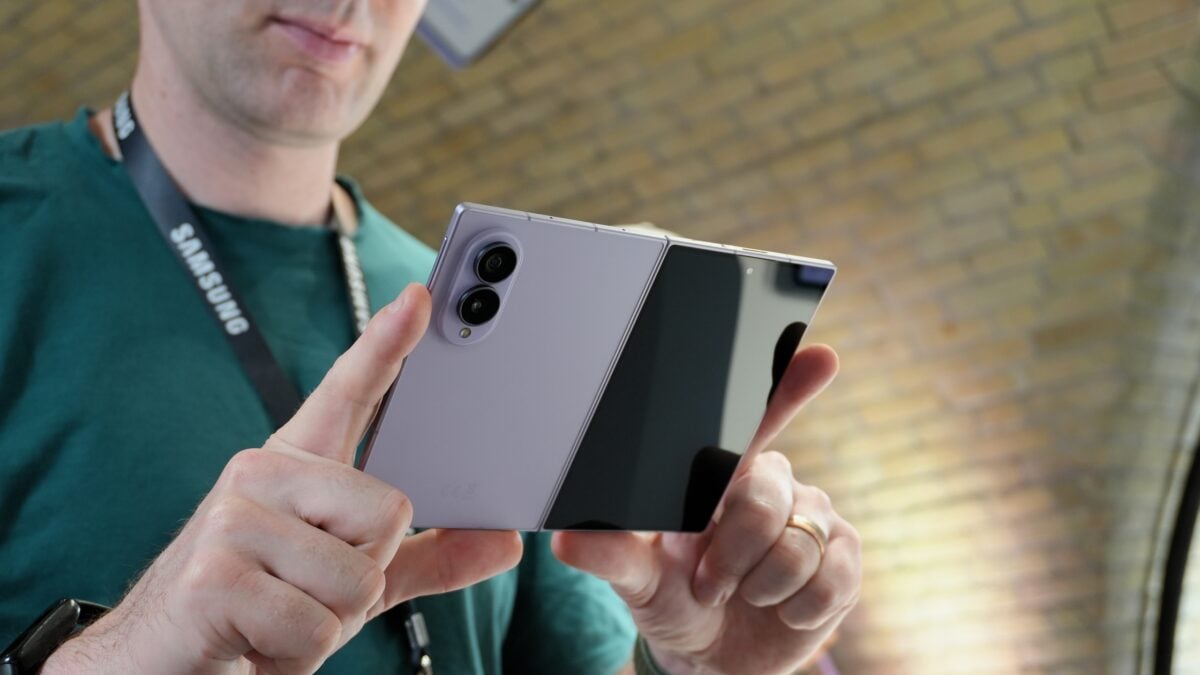 Samsung Galaxy Z Fold 8