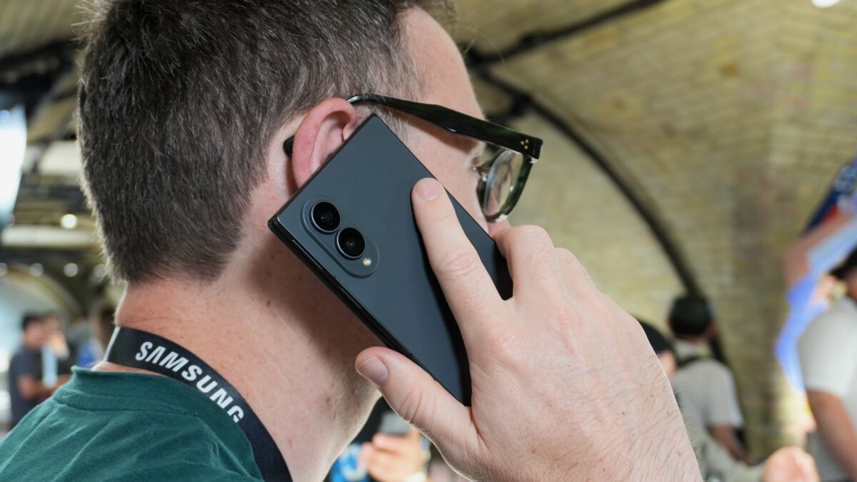 Samsung Galaxy Z Fold 8