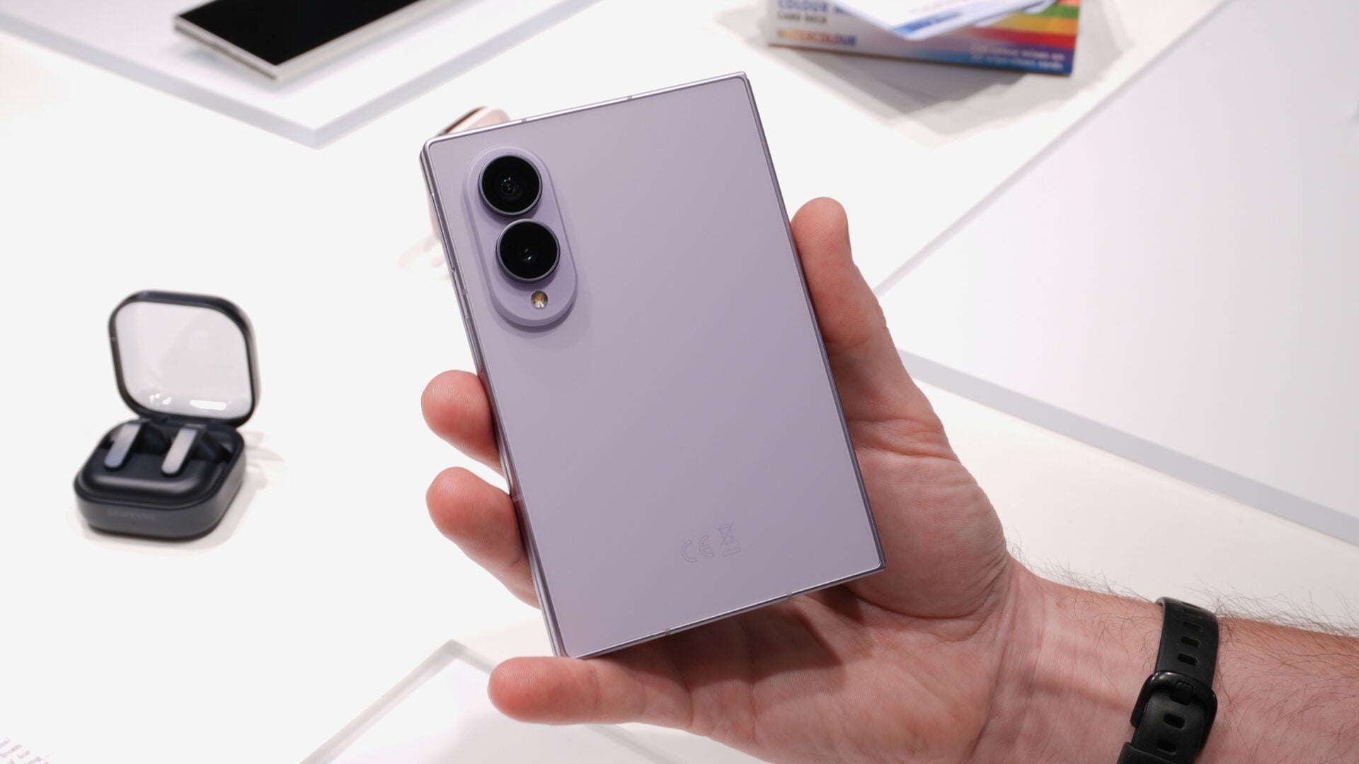 Samsung Galaxy Z Fold 8