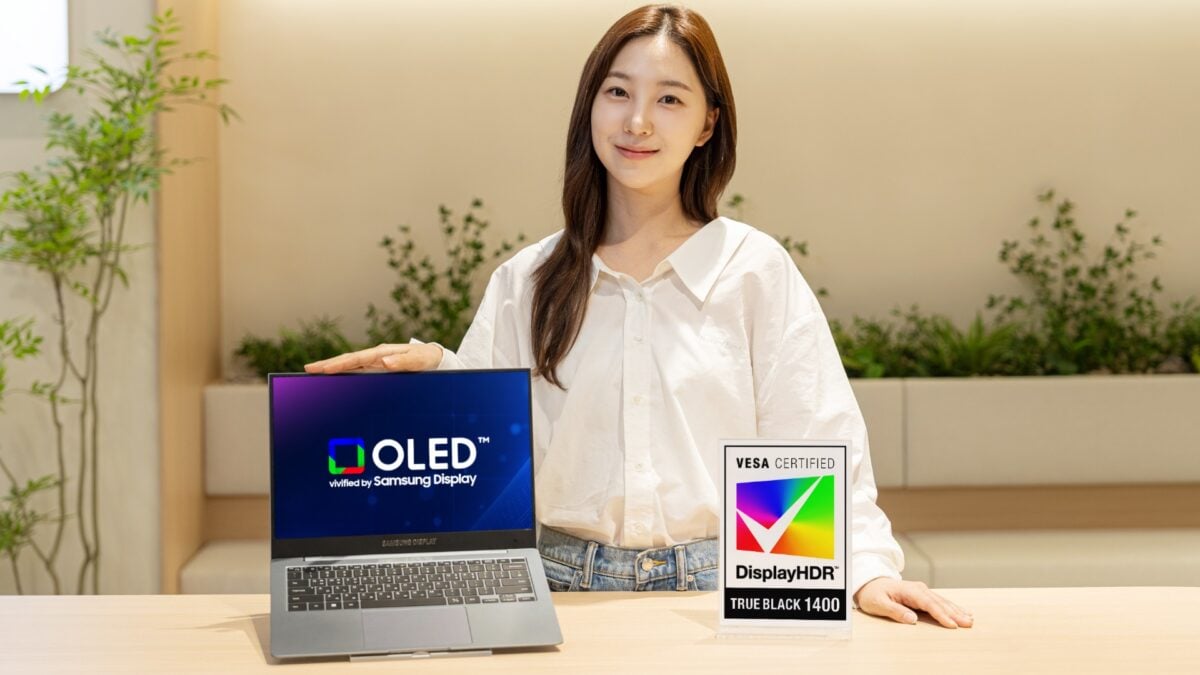 Samsung Display OLED Panel VESA DisplayHDR True Black 1400 Certification Lenovo Yoga Pro 9i Aura Edition