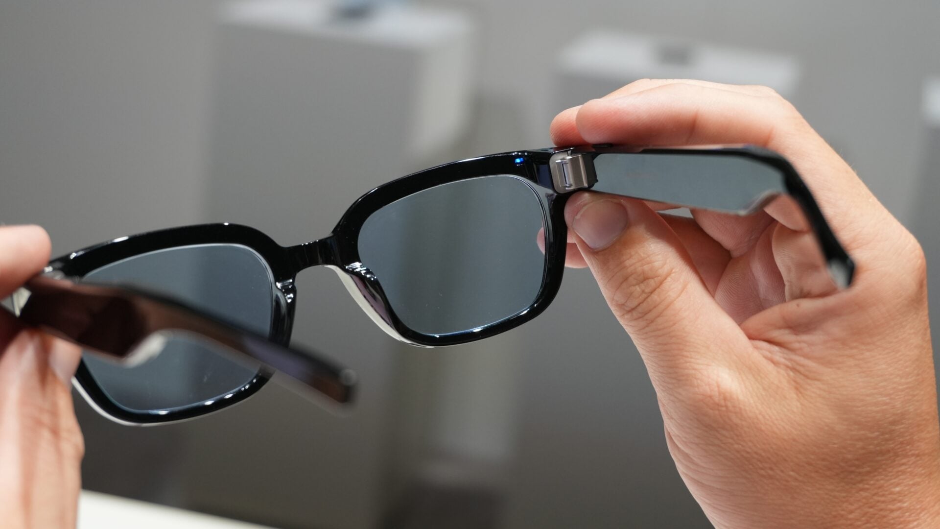 Samsung smart glasses