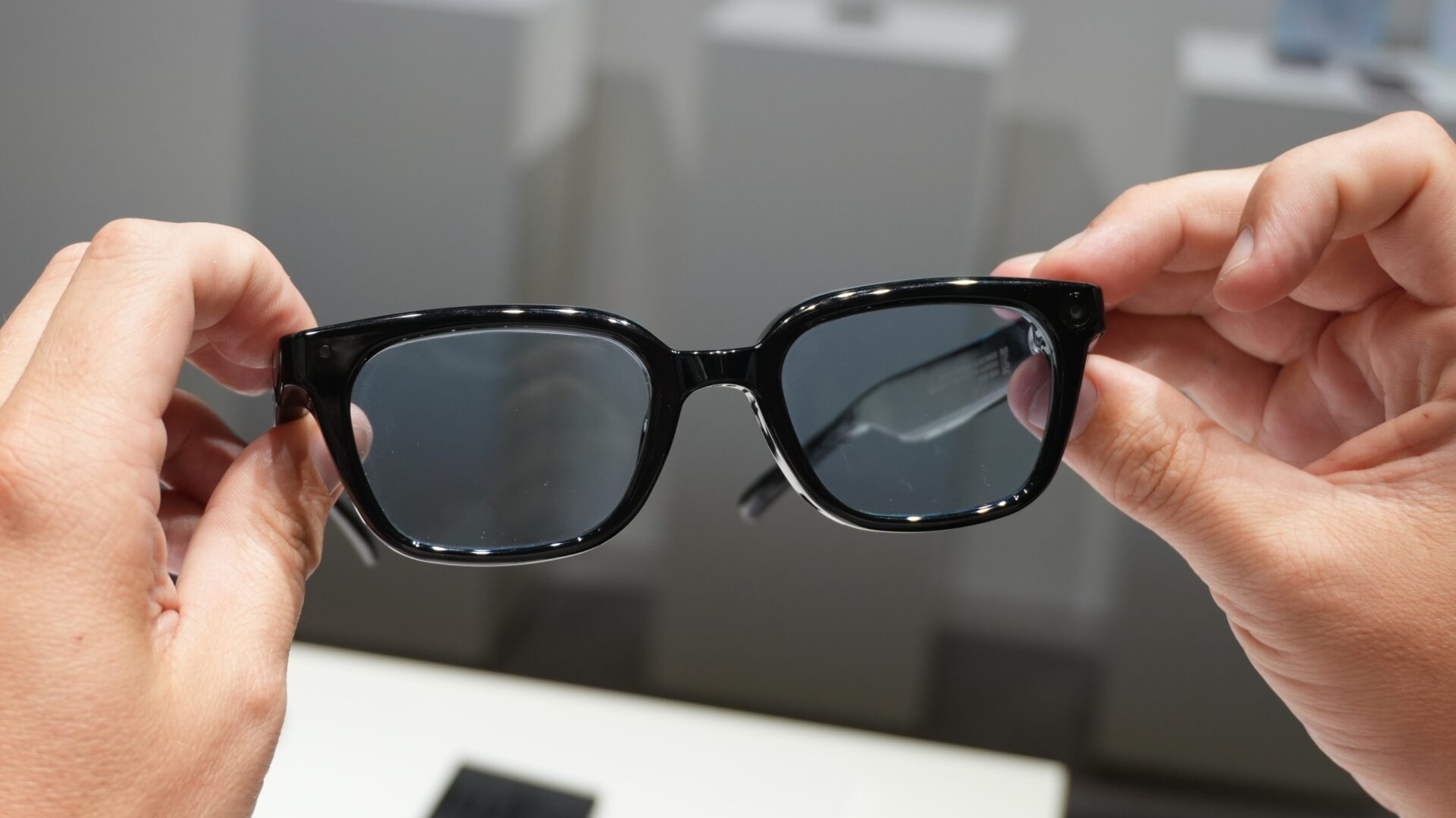 Samsung smart glasses