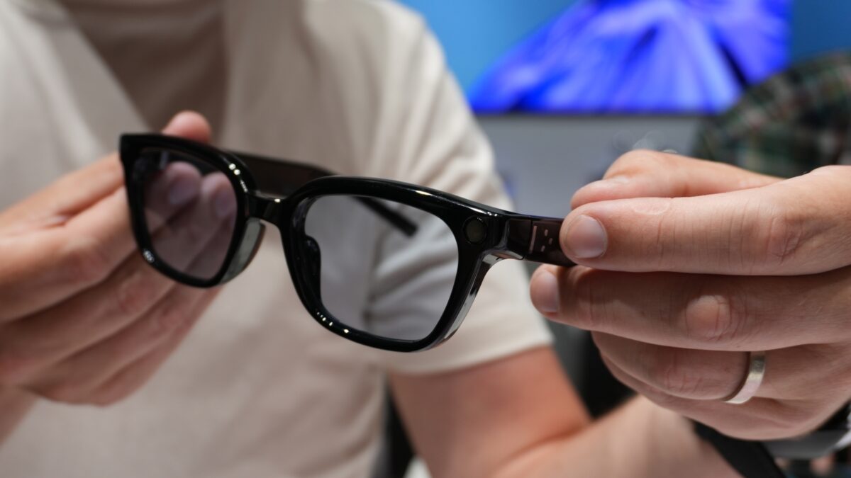 Samsung smart glasses