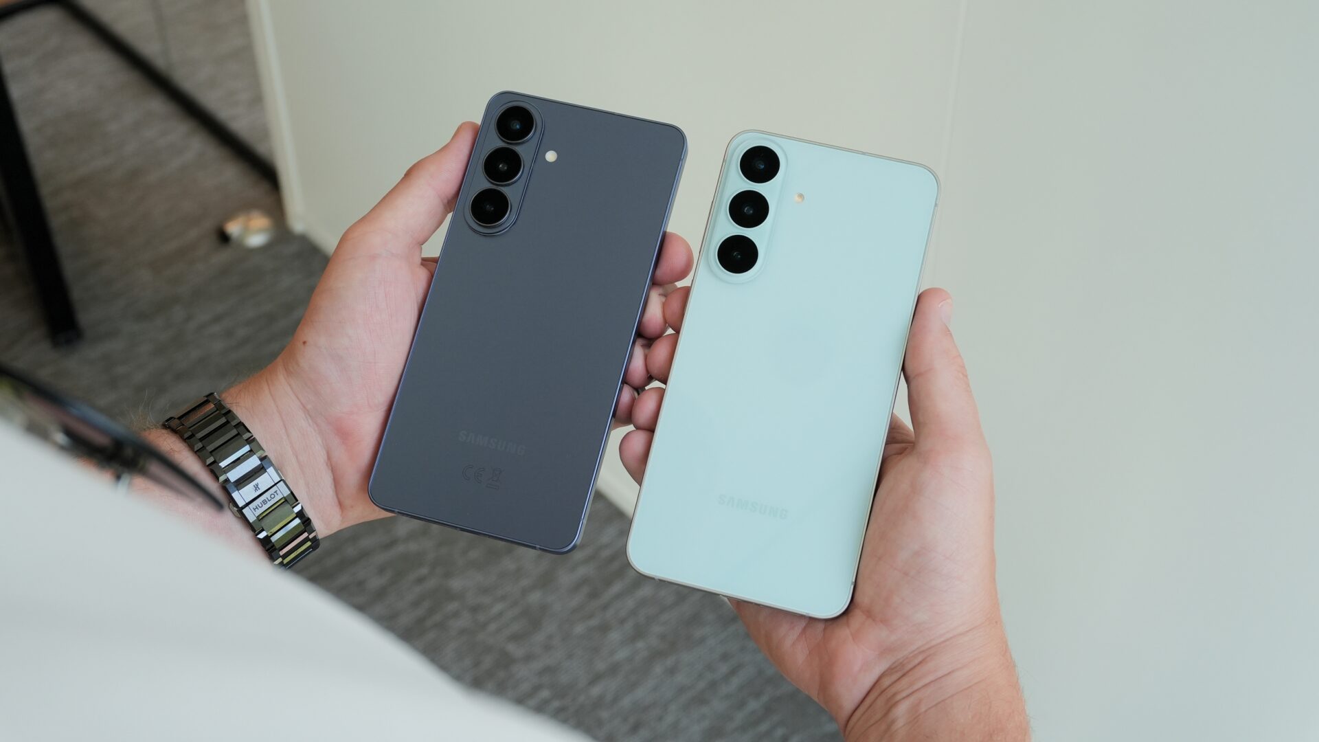 Samsung Galaxy S26 FE Hands-on Rear Design Colors