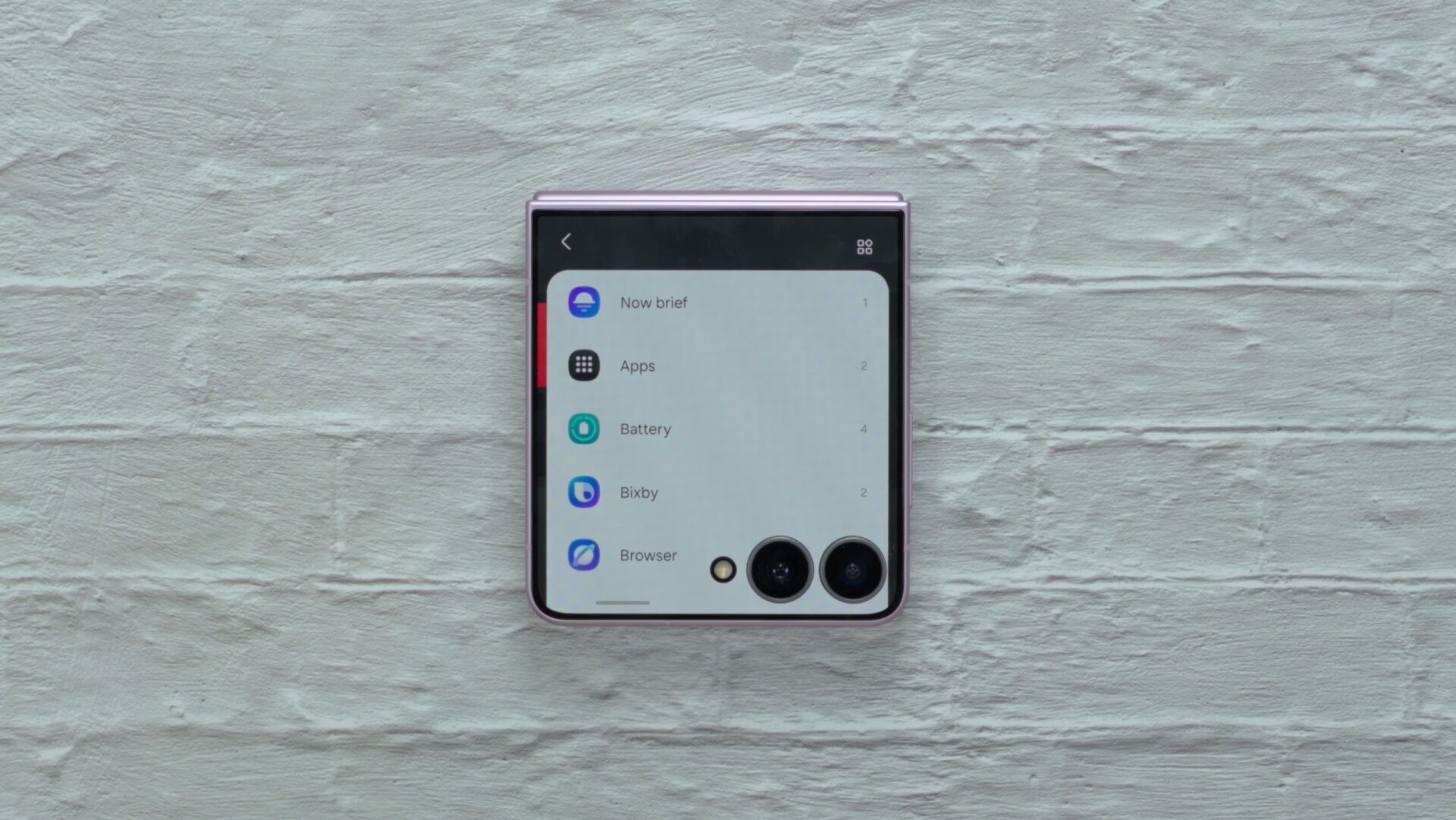Galaxy Z Flip 8 cover screen widgets
