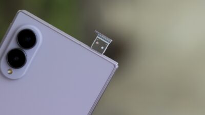 Galaxy Z Fold 8 SIM tray