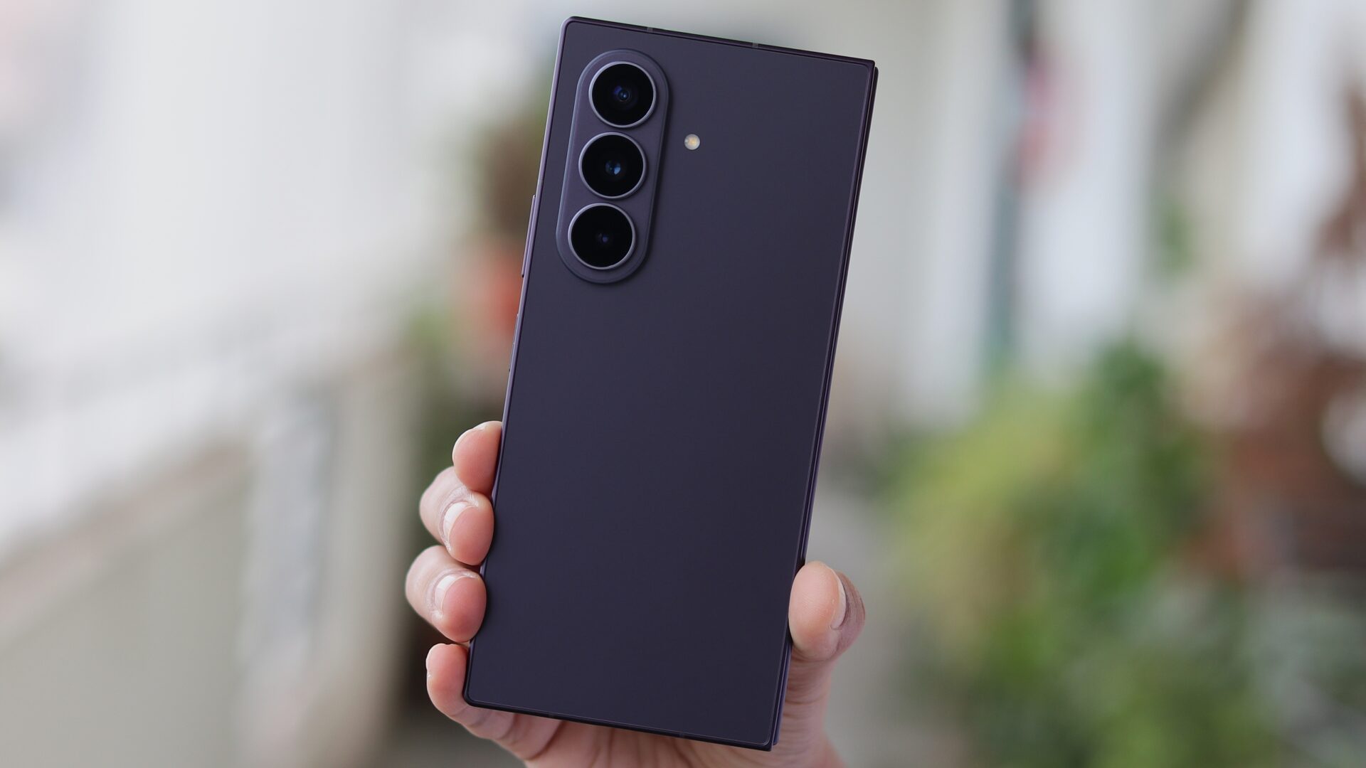 Galaxy Z Fold 8 Ultra design