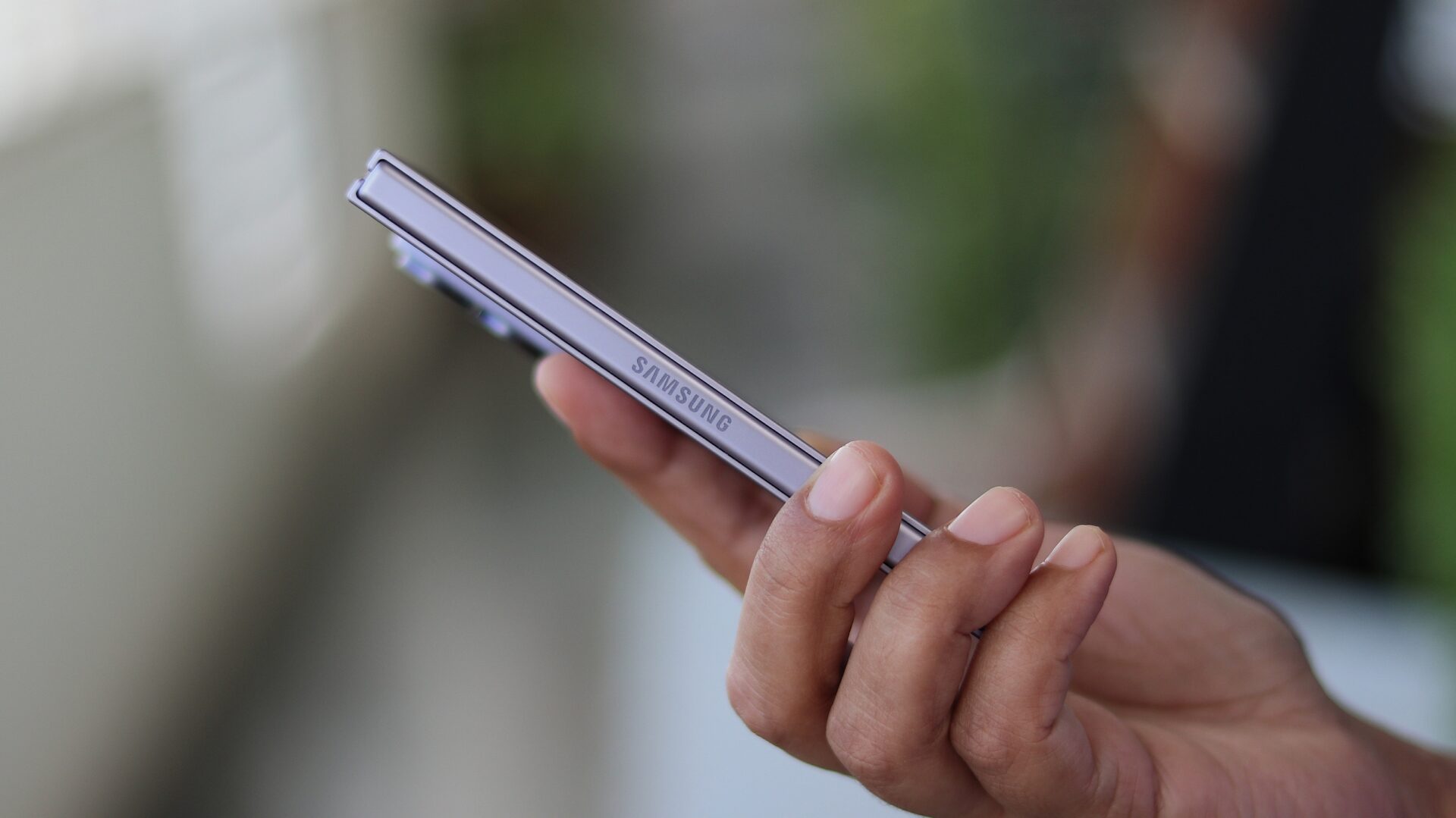Galaxy Z Fold 8