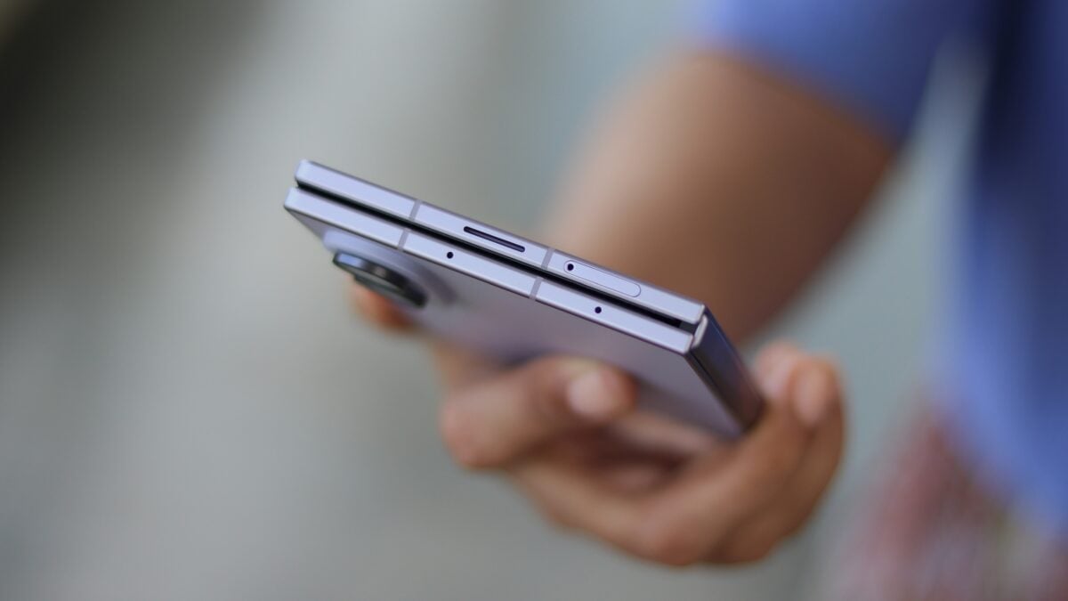 Galaxy Z Fold 8