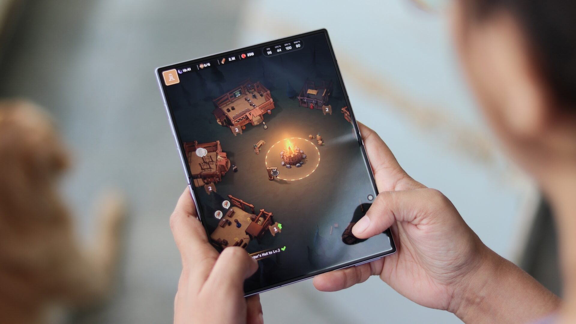 Gaming on Galaxy Z Fold 8