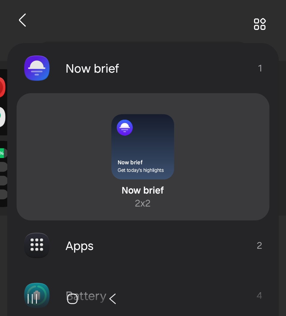 Adding widgets on Flip 7 cover screen on One UI 9